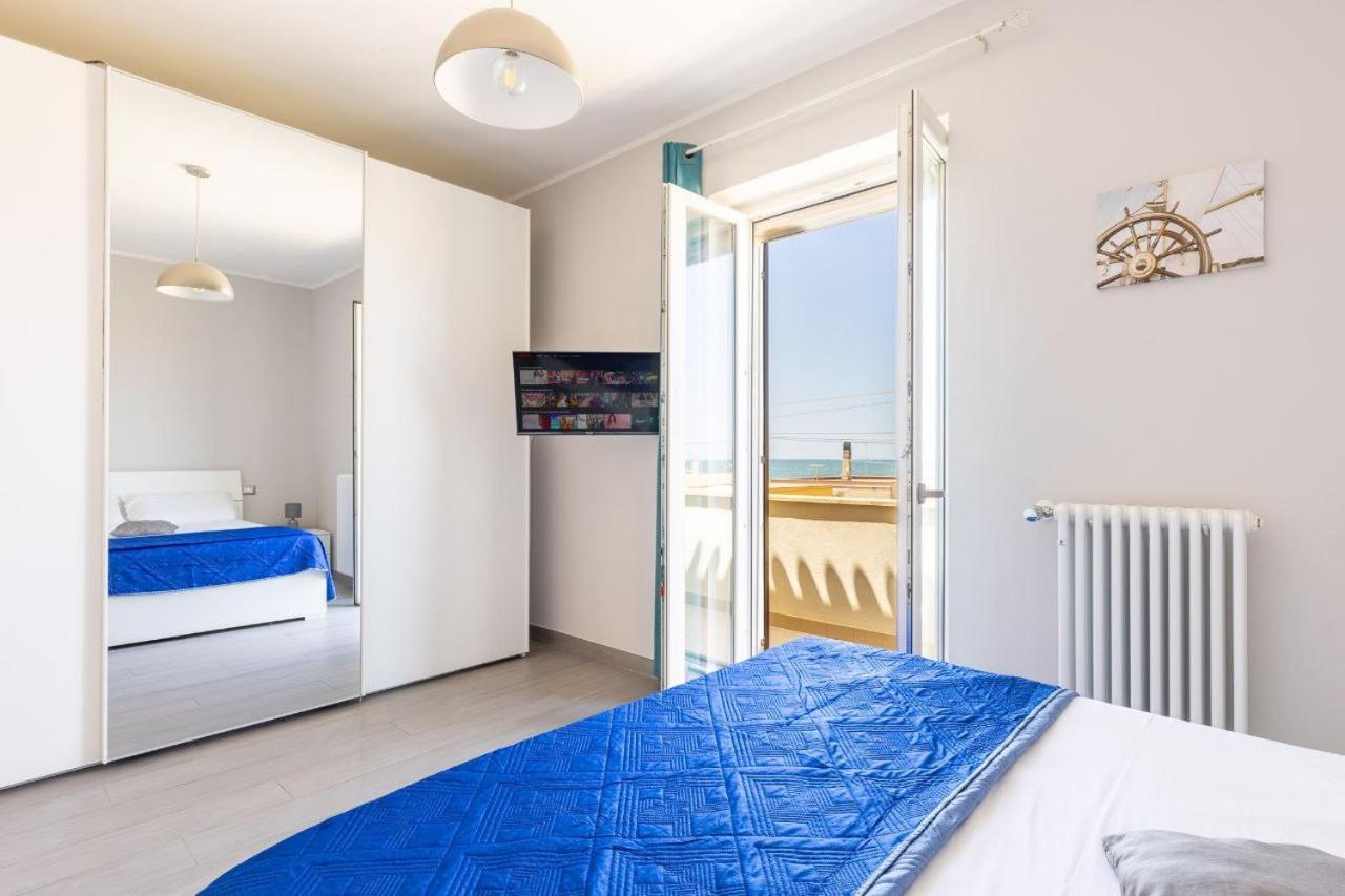 Sunset Beach Fiumicino Exteriör bild